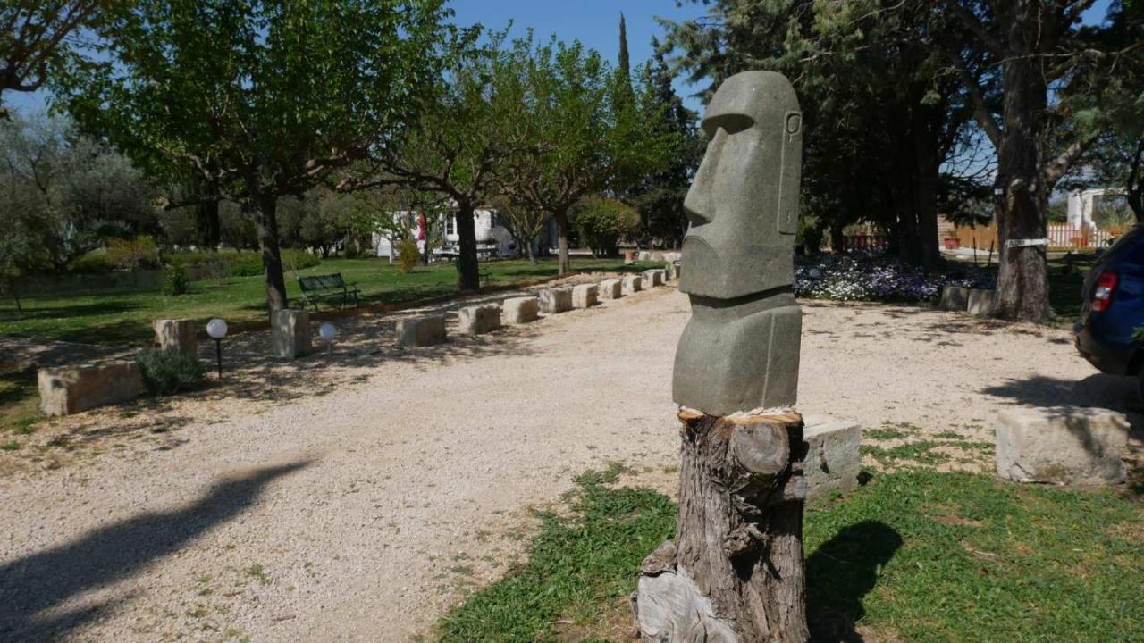 Appartement Mas Maurane - Les Lavandes à Tarascon Extérieur photo